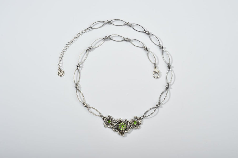 Strassblütencollier